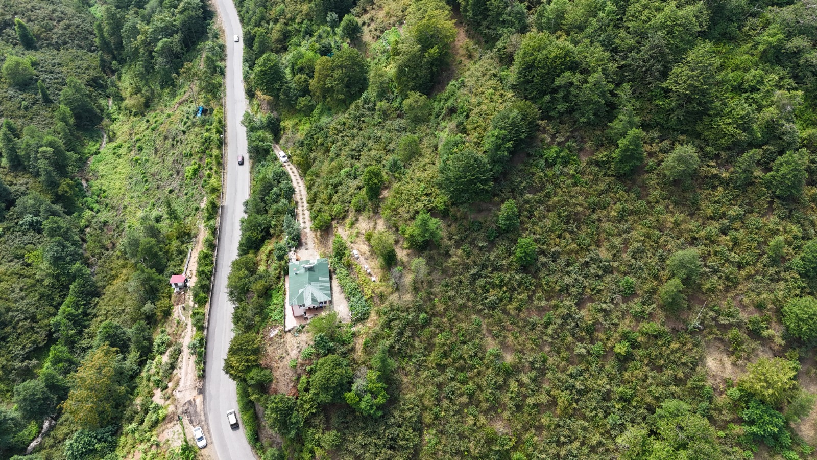 MABEL GAYRİMENKUL/BEŞİKDÜZÜ/ORGANİZE SANAYİ YOLUNDA SATILIK ARSA